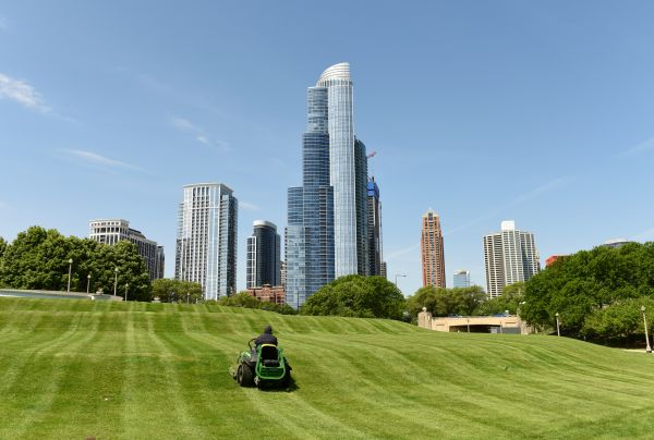 Cost of Business Lawn Maintenance in Manassas